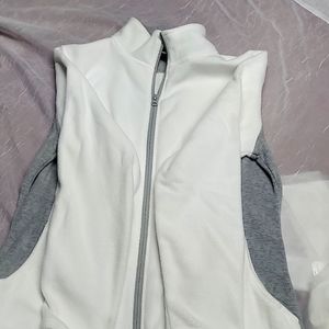 White /grey zipper fleece